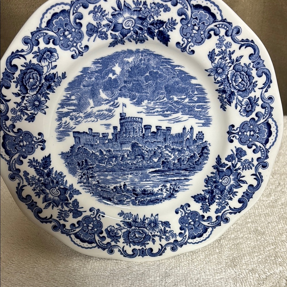 Royal Homes -Blue and White Decorative Plate